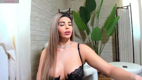 Snapshot of bella_posh chatting on January 14, 2026, 11:16 am bella_posh online show from January 14, 2026, 11:16 am