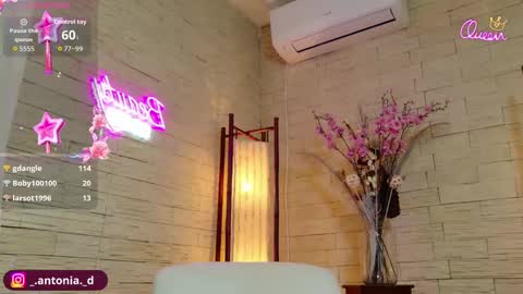 Snapshot of bella_posh chatting on February 9, 2026, 7:56 am bella_posh online show from February 9, 2026, 7:56 am