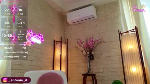 Snapshot of bella_posh chatting on February 23, 2026, 8:22 am bella_posh online show from February 23, 2026, 8:22 am