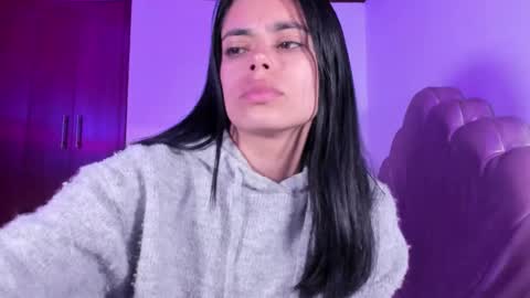 Valeria Model Independent online show from October 3, 2025, 5:15 am