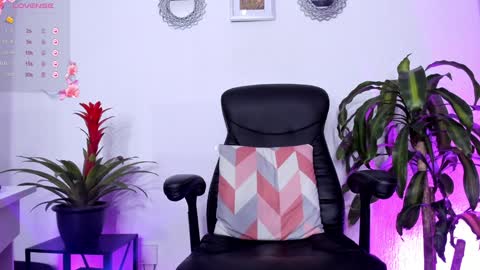 Bella online show from January 25, 2025, 6:12 am