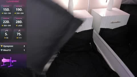 Bella online show from April 1, 2026, 1:52 pm