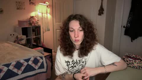 Snapshot of bellababy444 chatting on June 3, 2026, 5:32 am bellababy444 online show from June 3, 2026, 5:32 am