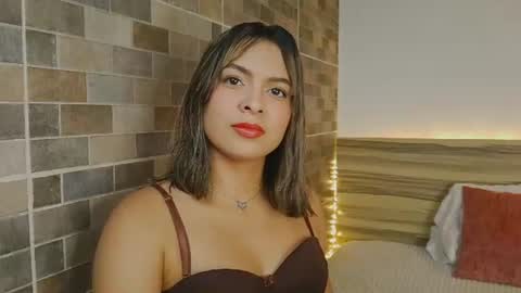 Snapshot of bellabeth_ chatting on June 17, 2026, 12:13 am Betsy online show from June 17, 2026, 12:13 am