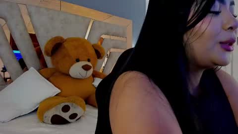 bellaboobs_ online show from June 15, 2026, 8:00 pm