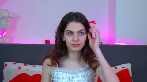 Bella online show from February 9, 2026, 11:58 am