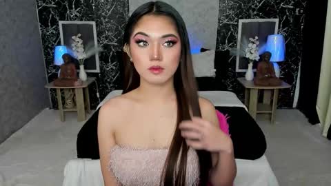 Bella online show from October 13, 2025, 8:25 am