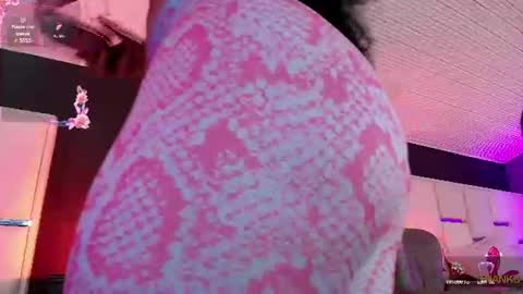 Snapshot of bellafernandez chatting on July 23, 2026, 2:15 pm Bella online show from July 23, 2026, 2:15 pm