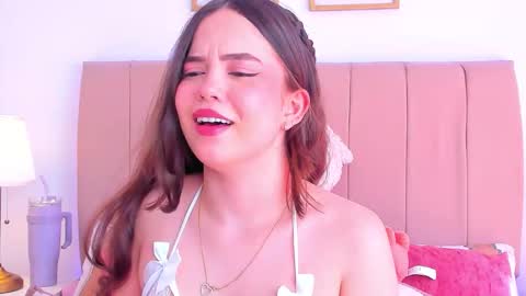 BellaFontana online show from January 17, 2026, 6:22 pm