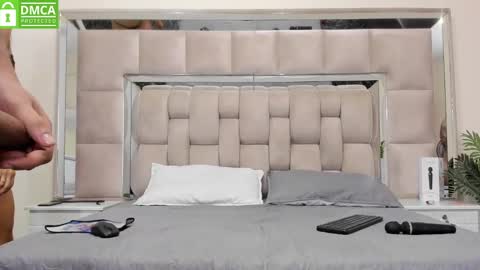 BELLA online show from March 12, 2025, 3:40 pm