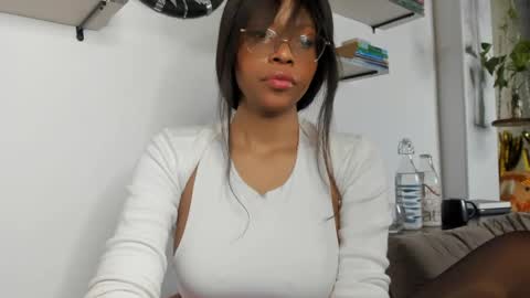 Bellah online show from May 31, 2026, 11:17 pm