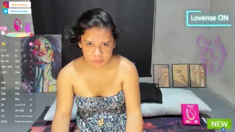 BellaLovesHerFellas online show from February 12, 2026, 2:50 am