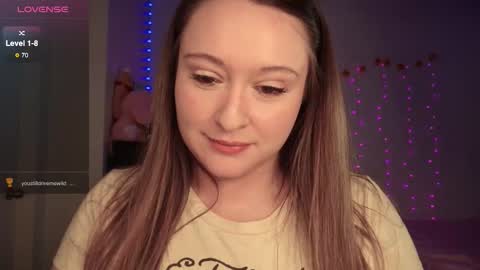 Bella Monroe online show from October 26, 2025, 3:01 am