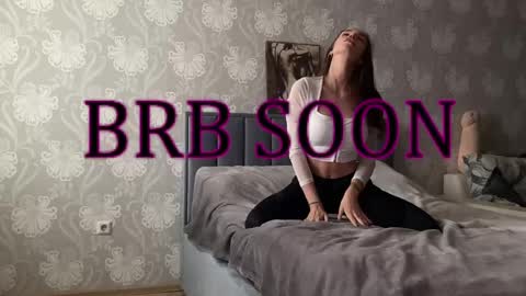 Snapshot of bellaparker_ chatting on March 11, 2025, 9:02 am bellaparker_ online show from March 11, 2025, 9:02 am