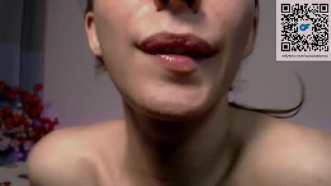 bellaqueen0701 online show from February 9, 2026, 4:38 am