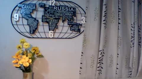 Snapshot of bellaqueen69 chatting on October 22, 2025, 10:48 am Bella shane online show from October 22, 2025, 10:48 am