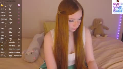 Snapshot of bellaqueenss chatting on November 9, 2025, 10:13 am Bella online show from November 9, 2025, 10:13 am