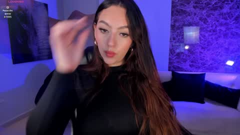 Snapshot of bellarosex1 chatting on December 12, 2024, 3:54 am Bella Rose online show from December 12, 2024, 3:54 am