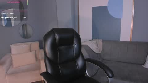 Snapshot of bellarosex1 chatting on March 9, 2025, 9:13 am Bella Rose online show from March 9, 2025, 9:13 am