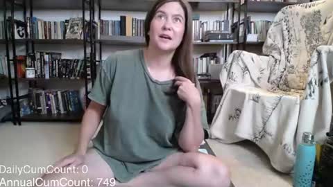 BellaStrange69 online show from July 23, 2026, 1:41 am