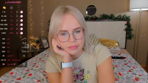 Bella online show from January 3, 2025, 6:55 am