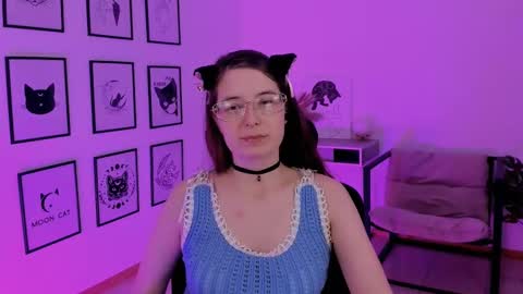 Bella. Ntmu online show from February 6, 2025, 4:47 pm