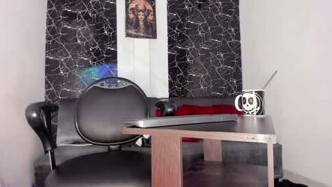 Snapshot of bellax99_ chatting on February 8, 2025, 2:16 pm Isabella Independent model online show from February 8, 2025, 2:16 pm
