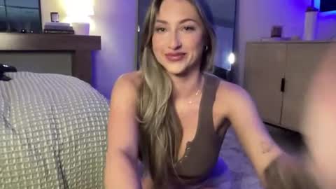 Bella Rose online show from June 27, 2026, 4:50 am