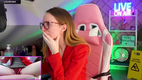 Alice online show from February 18, 2025, 1:55 pm