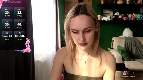 Belle online show from September 22, 2025, 4:03 am