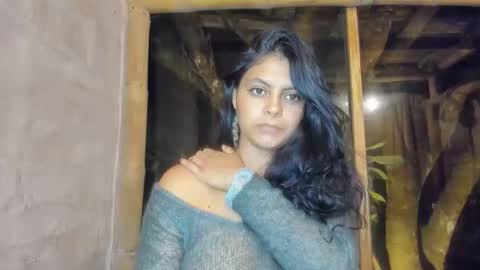 bellezacosmica online show from April 21, 2026, 2:51 am