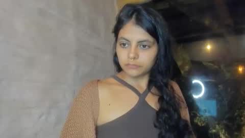 bellezacosmica online show from April 28, 2026, 2:27 am