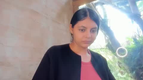 bellezacosmica online show from April 29, 2026, 3:16 pm