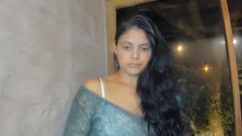 bellezacosmica online show from May 20, 2026, 1:56 am