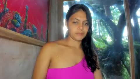 bellezacosmica online show from August 6, 2026, 10:11 pm