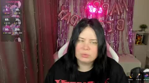 LinaBoo online show from April 16, 2026, 3:29 am