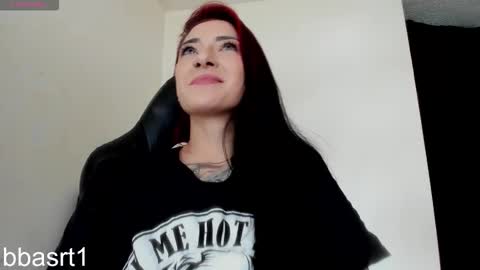 Bely   Bbasrt1 -  hot online show from November 18, 2025, 3:49 pm