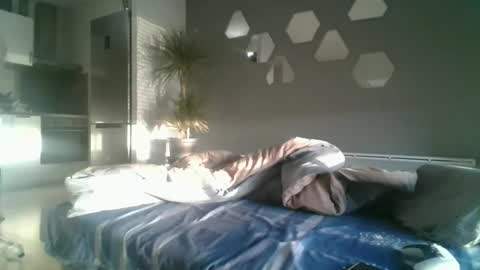 benbare13 online show from January 2, 2025, 3:40 pm