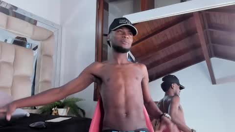    online show from October 22, 2025, 8:41 pm