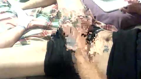 Snapshot of bendover4ne1 chatting on December 13, 2024, 1:01 pm bendover4ne1 online show from December 13, 2024, 1:01 pm