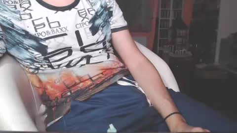 benijamin online show from February 11, 2025, 10:07 pm