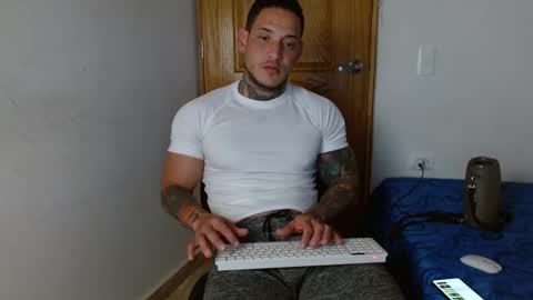 Snapshot of benjamin_isaac chatting on January 4, 2025, 11:59 pm benjamin_isaac online show from January 4, 2025, 11:59 pm