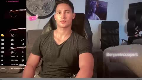 Snapshot of benjamincooperk1 chatting on October 16, 2025, 6:47 am benjamincooperk online show from October 16, 2025, 6:47 am