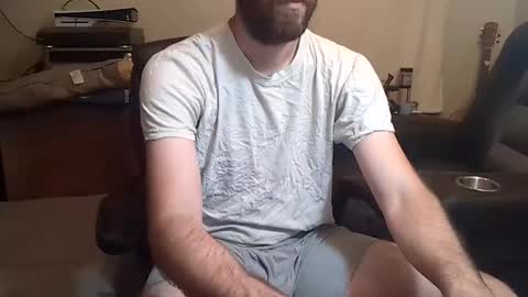 Snapshot of benjammin11311 chatting on October 6, 2025, 10:56 am Benjammin online show from October 6, 2025, 10:56 am