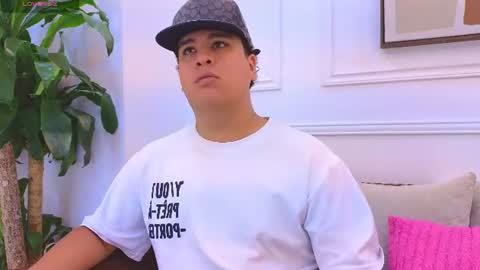 Snapshot of bennett_alejoo chatting on June 30, 2026, 6:31 pm bennett_alejoo online show from June 30, 2026, 6:31 pm