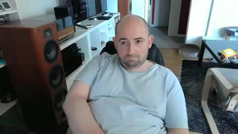Ben online show from May 9, 2026, 9:58 am