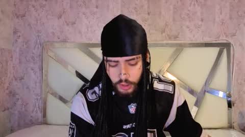 Snapshot of benny_and_mark chatting on February 26, 2026, 4:11 am Benny and Mark online show from February 26, 2026, 4:11 am