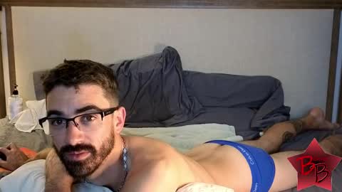 benny_boy95 online show from September 23, 2025, 3:09 am