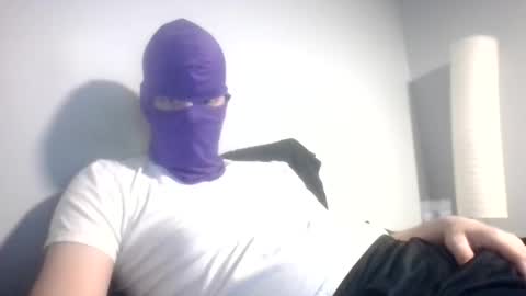 Snapshot of bennybueno chatting on March 14, 2026, 12:28 am bennybueno online show from March 14, 2026, 12:28 am