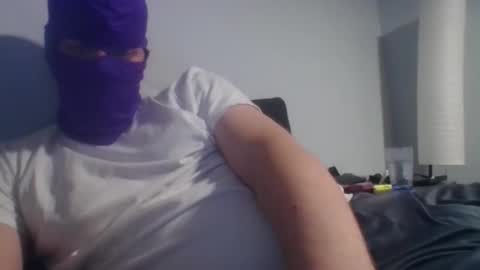 Snapshot of bennybueno chatting on March 25, 2026, 3:56 am bennybueno online show from March 25, 2026, 3:56 am